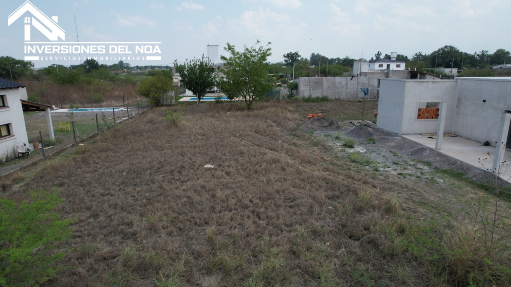 TERRENO EN VENTA EL MOLLAR 2 ( SUPERFICIE DE 720m2 )