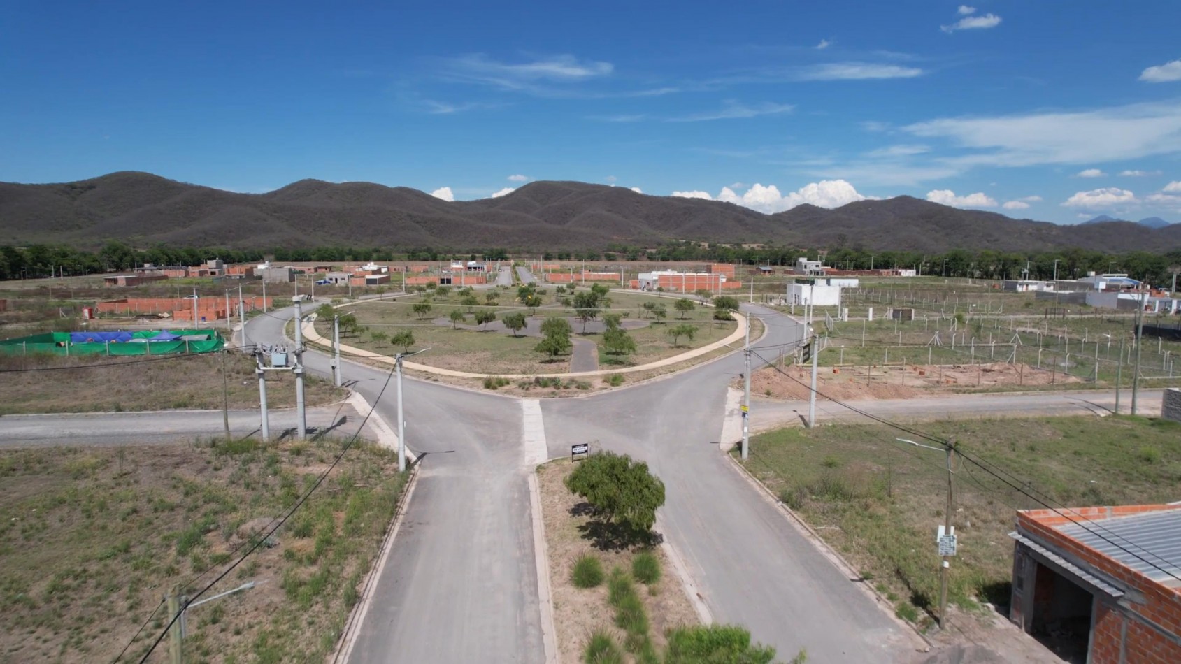 Oportunidad de Inversion en Cerrillos: Lotes con todos los Servicios  en "La Celestina"