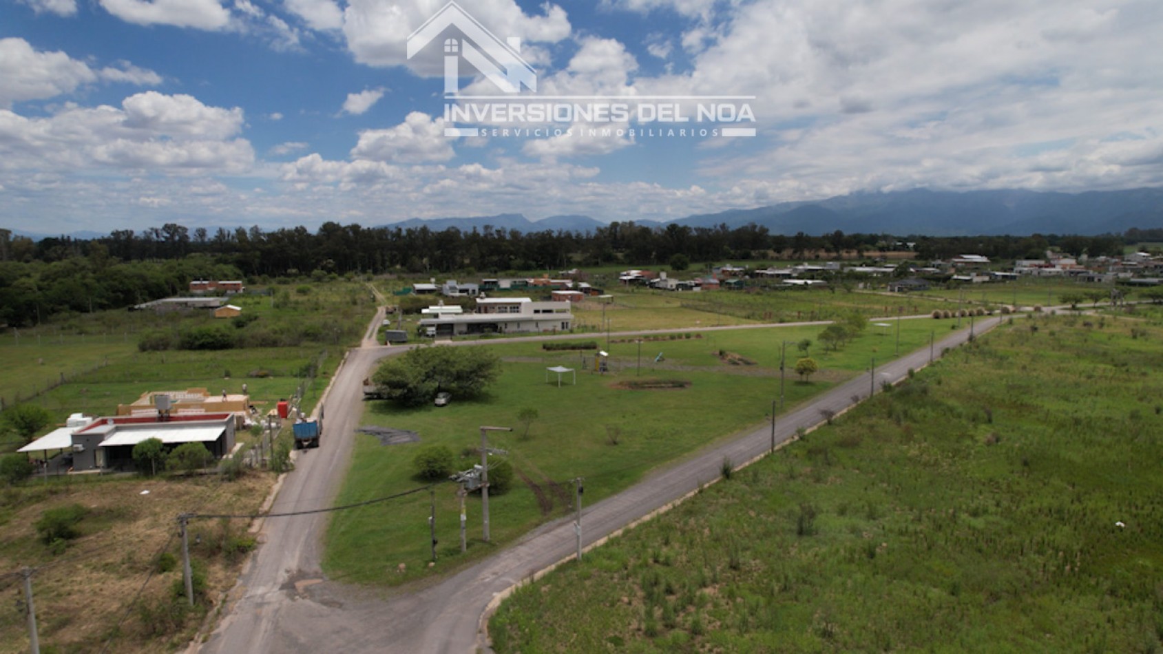 TERRENO EN VENTA RETOÑOS DE COLON (ESQUINA)