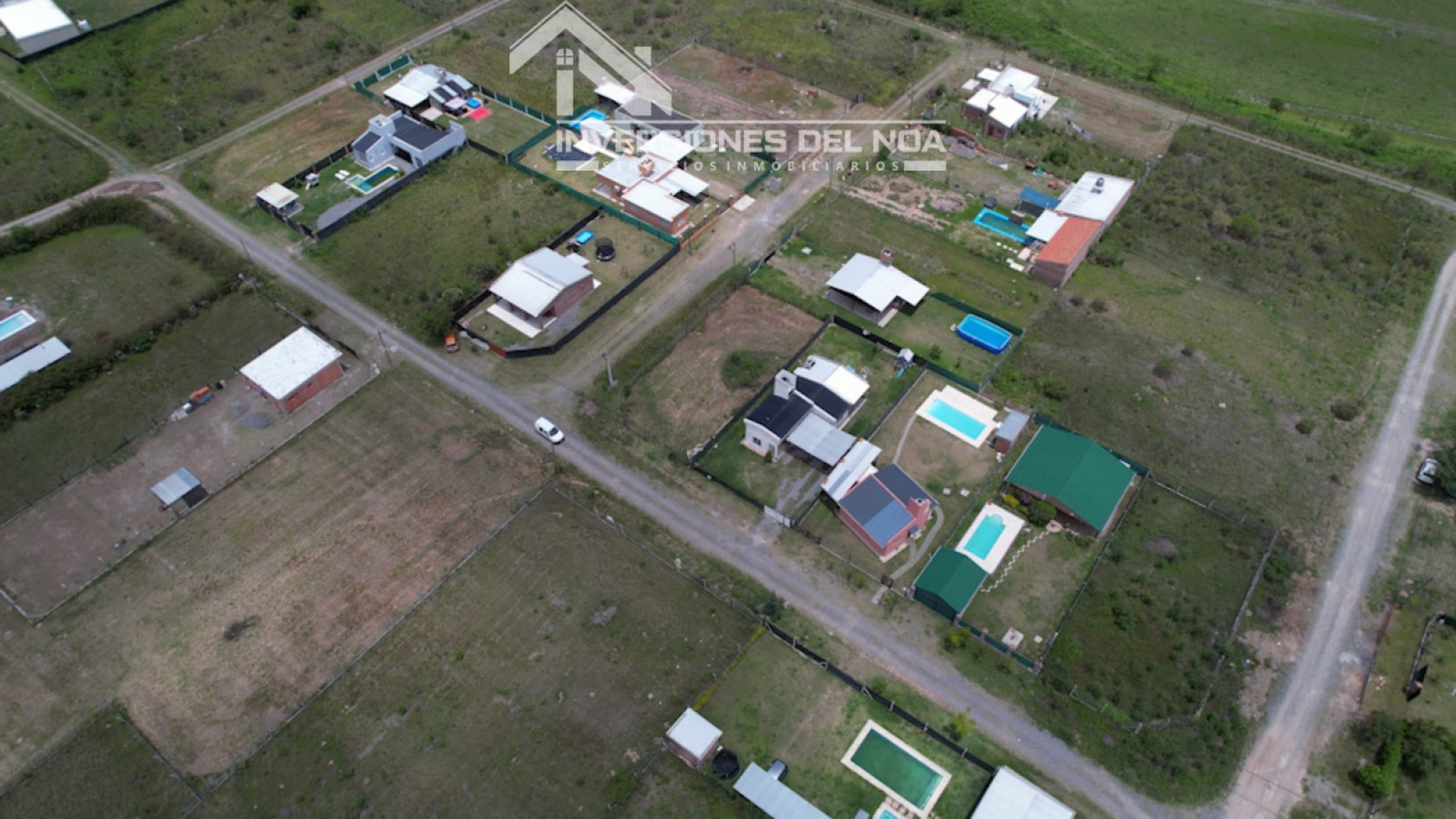 TERRENO EN VENTA RETOÑOS DE COLON (ESQUINA)