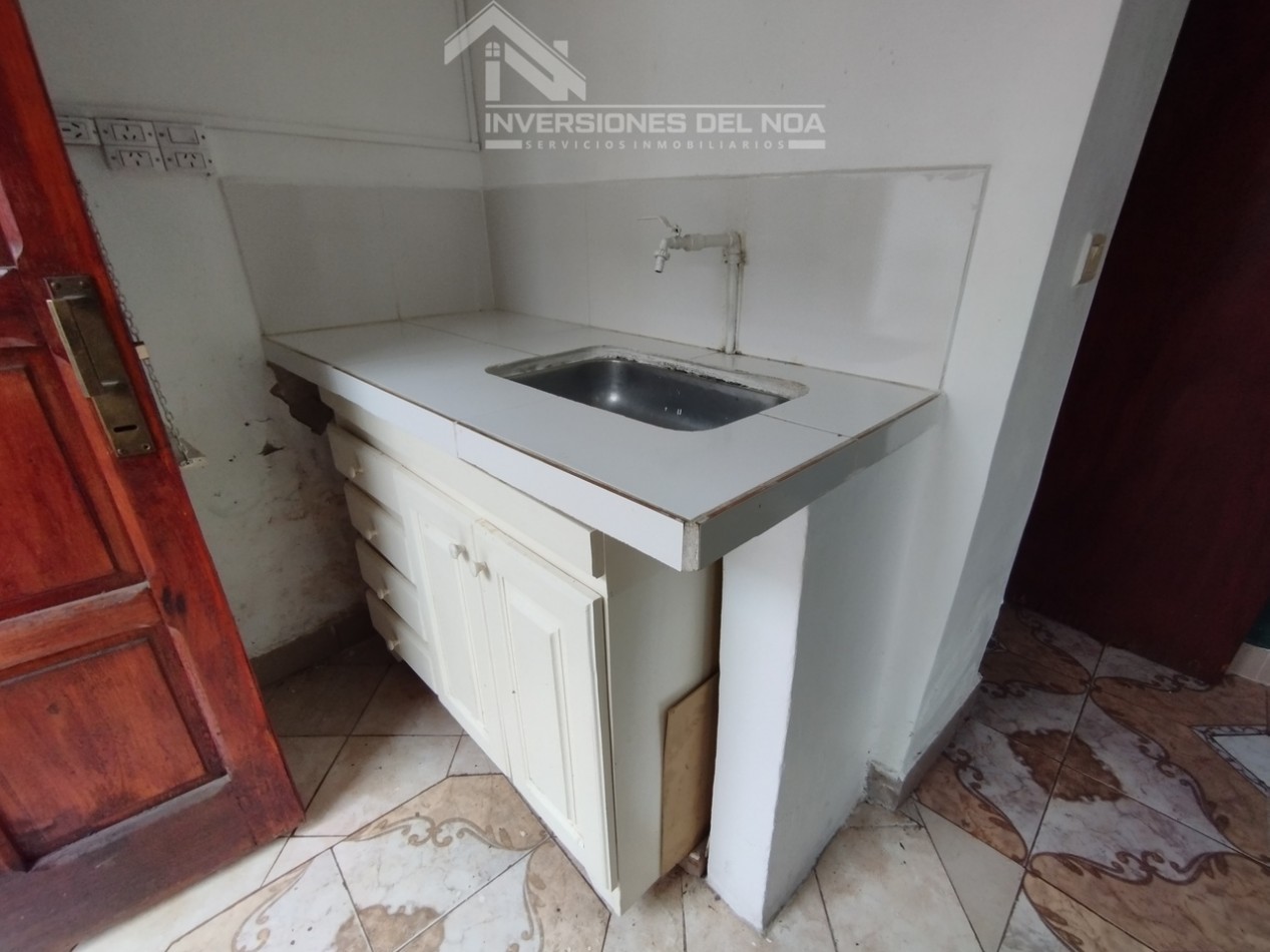 ¡MONOAMBIENTE EN ALQUILER PARA OFICINA, CONSULTORIO O LOCAL!