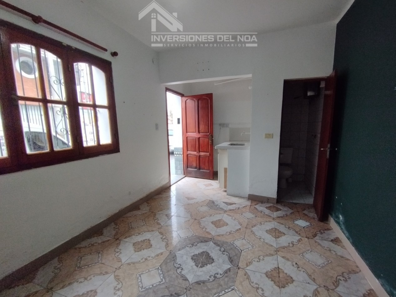 ¡MONOAMBIENTE EN ALQUILER PARA OFICINA, CONSULTORIO O LOCAL!