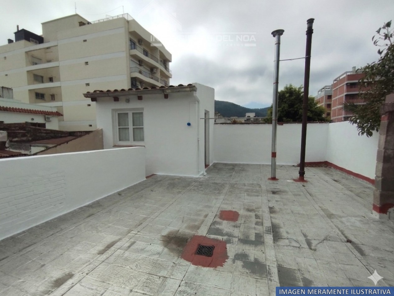 ¡GRAN OPORTUNIDAD DE ALQUILER COMERCIAL EN ZONA ESTRATEGICA! (Zuviria 478)
