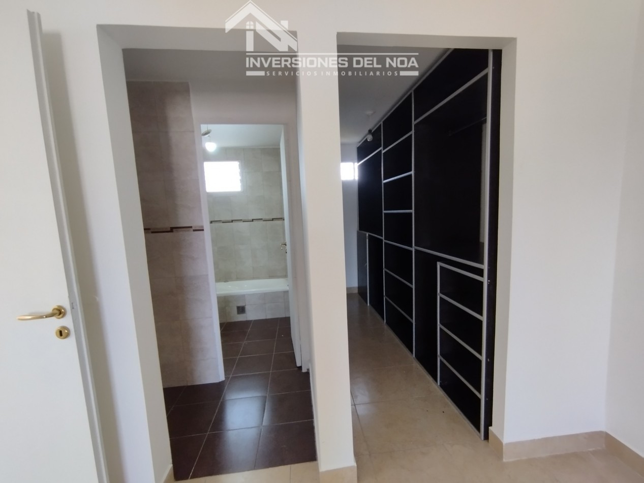 Casa de 3 dormitorios + Estudio en Barrio Los Odontologos, (zona sur)Salta
