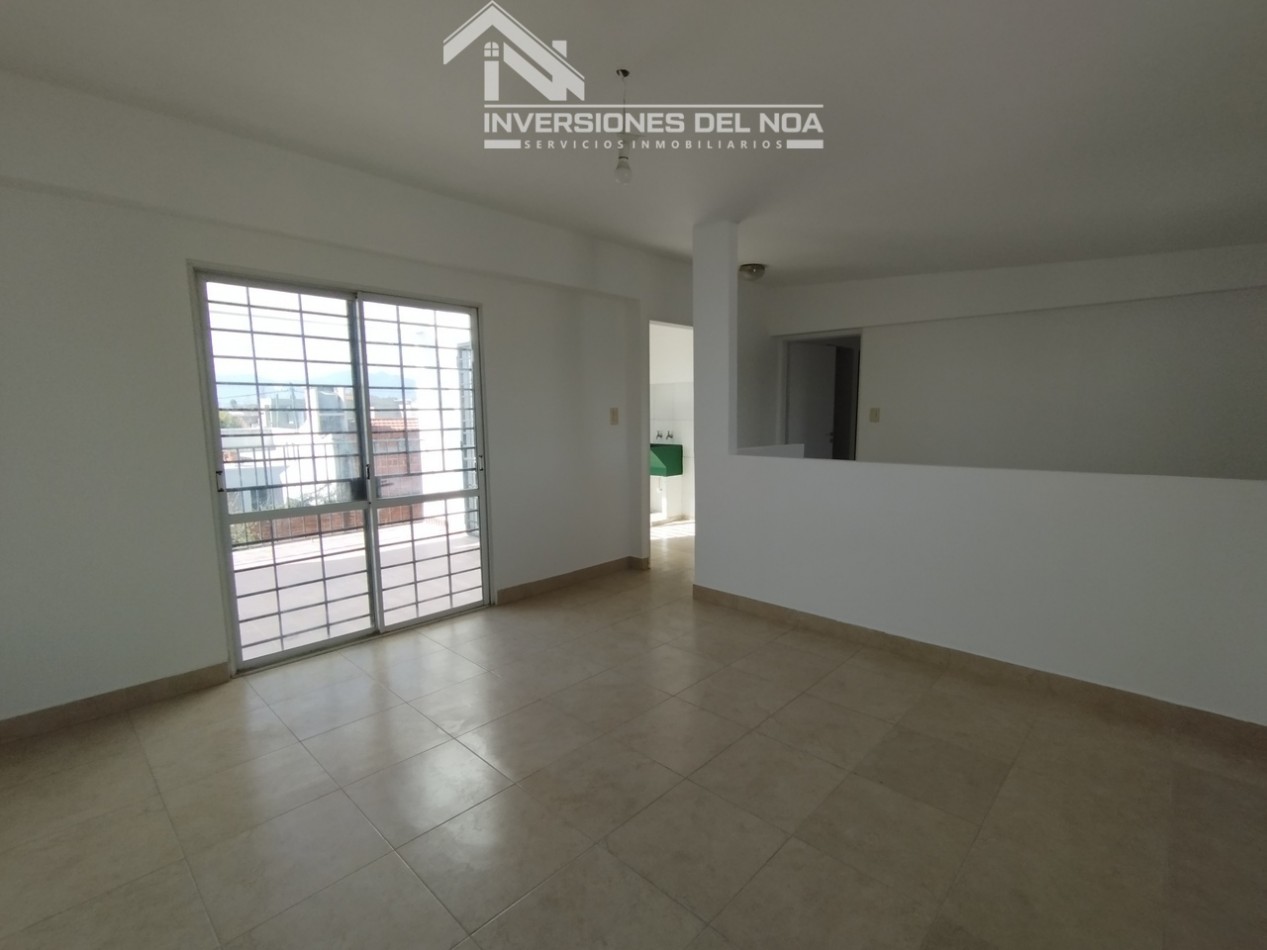 Casa de 3 dormitorios + Estudio en Barrio Los Odontologos, (zona sur)Salta
