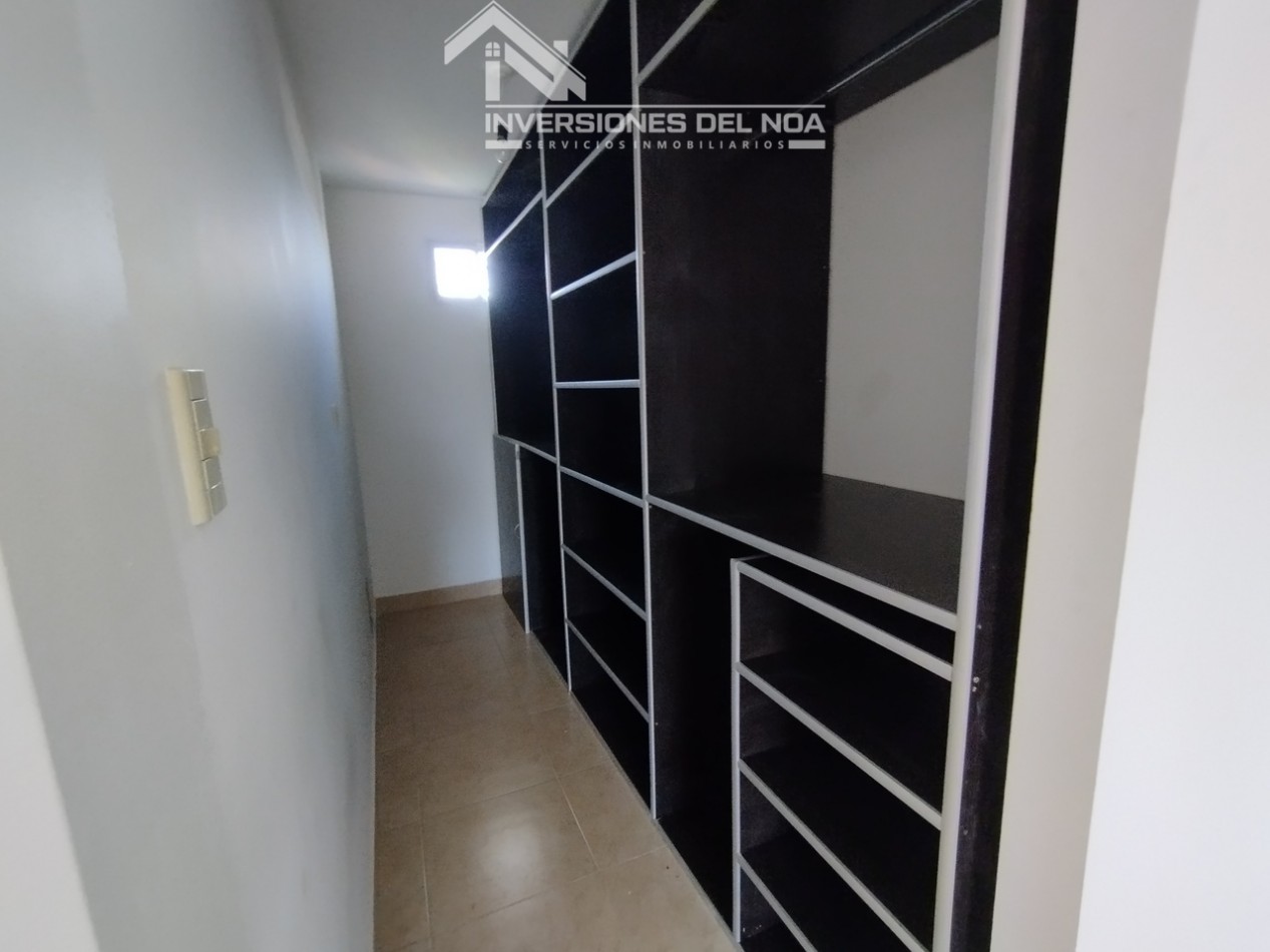 Casa de 3 dormitorios + Estudio en Barrio Los Odontologos, (zona sur)Salta