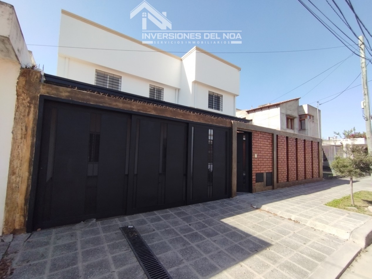Casa de 3 dormitorios + Estudio en Barrio Los Odontologos, (zona sur)Salta