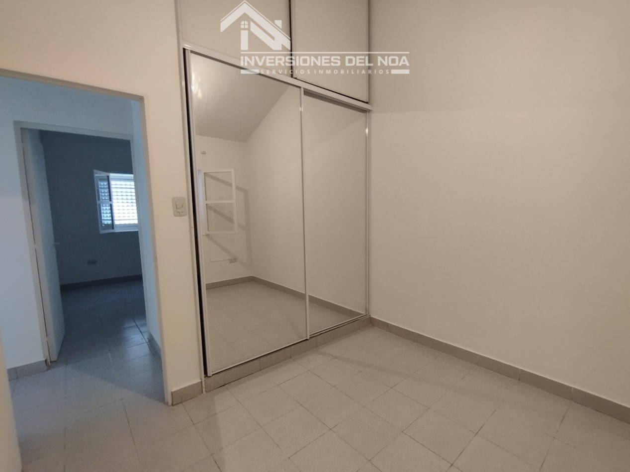 Casa de 3 dormitorios + Estudio en Barrio Los Odontologos, (zona sur)Salta