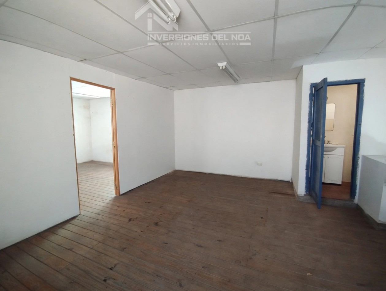 ALVEAR AL 400 ¡Gran Oportunidad en el Macrocentro de Salta! Oficinas Operativas + Excelente Terreno con Potencial Inmobiliario